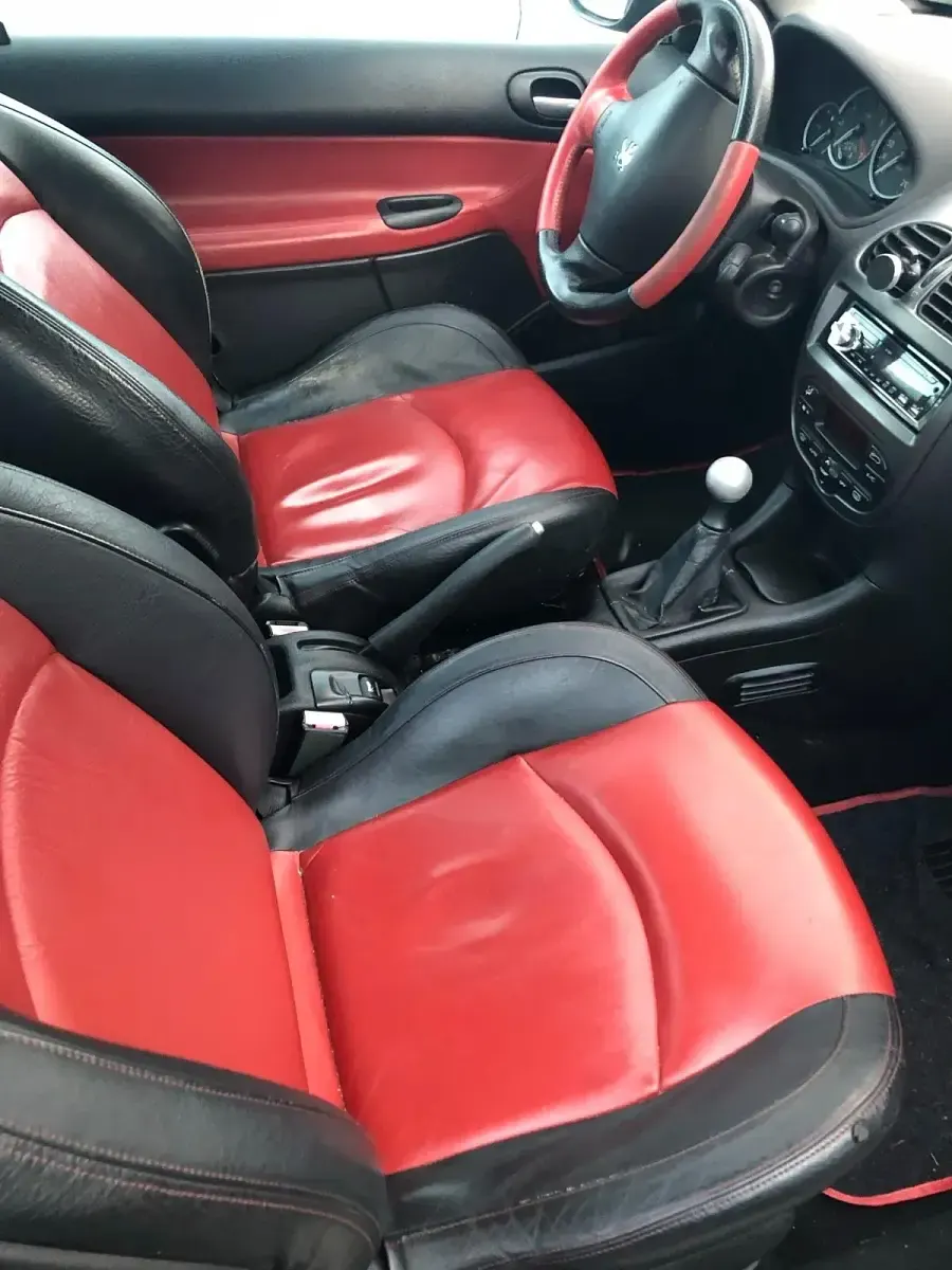 Gebraucht Peugeot 206 CC 109 PS (80 kW) 2005 Schwarz Cabrio