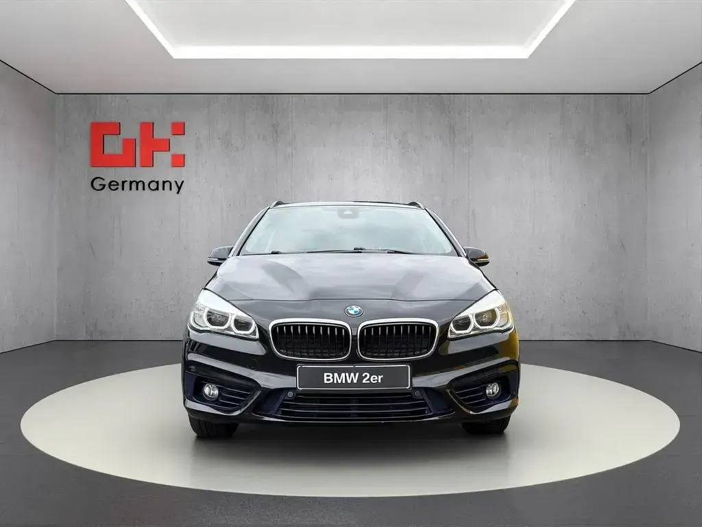 Gebraucht BMW 218 Sport Line 136 PS (100 kW) 2016 Black sapphire metallic Van / Kleinbus