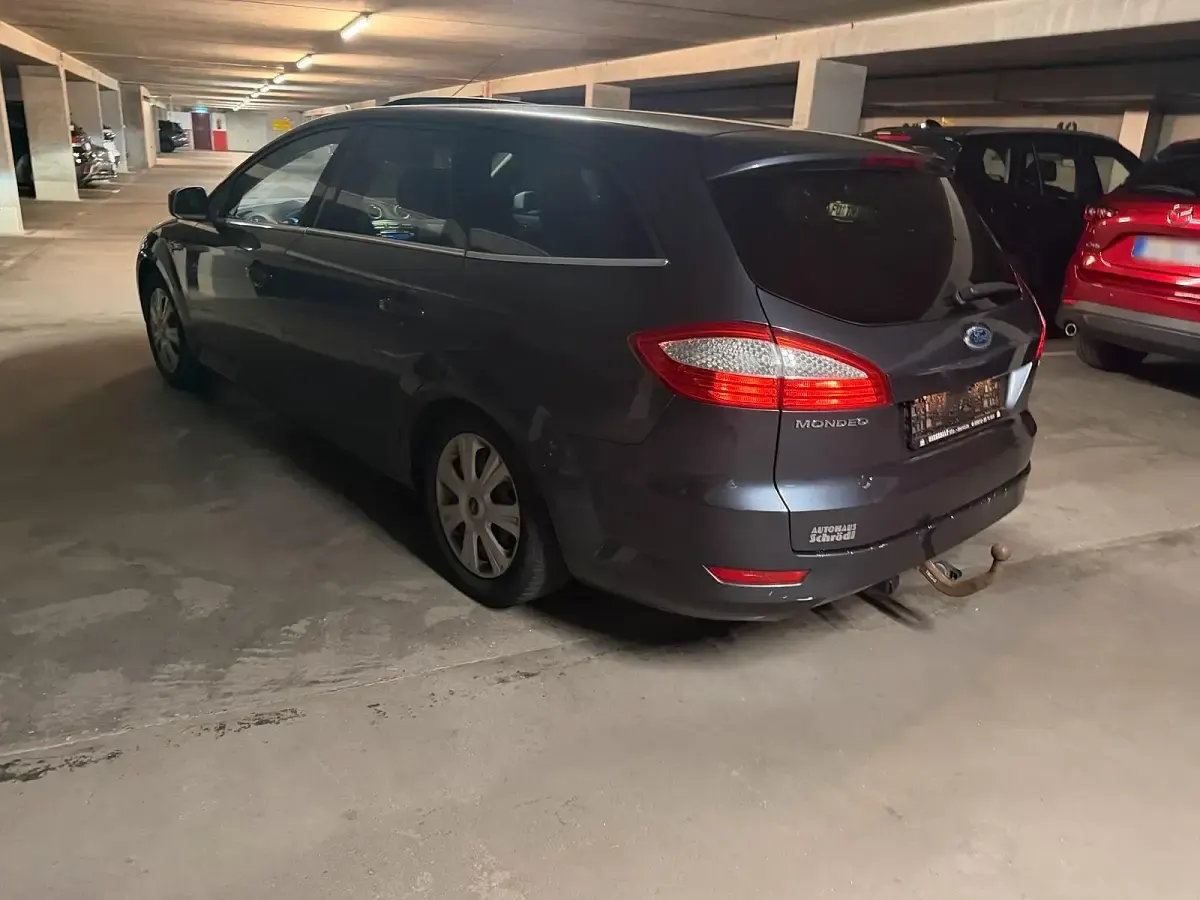 Gebraucht Ford Mondeo 140 PS (102 kW) 2007 Grau Kombi