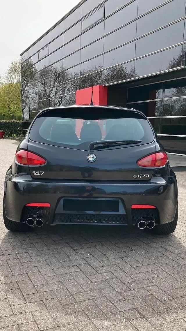 Gebraucht Alfa Romeo 147 GTA 250 PS (183 kW) 2004 Schwarz Kleinwagen