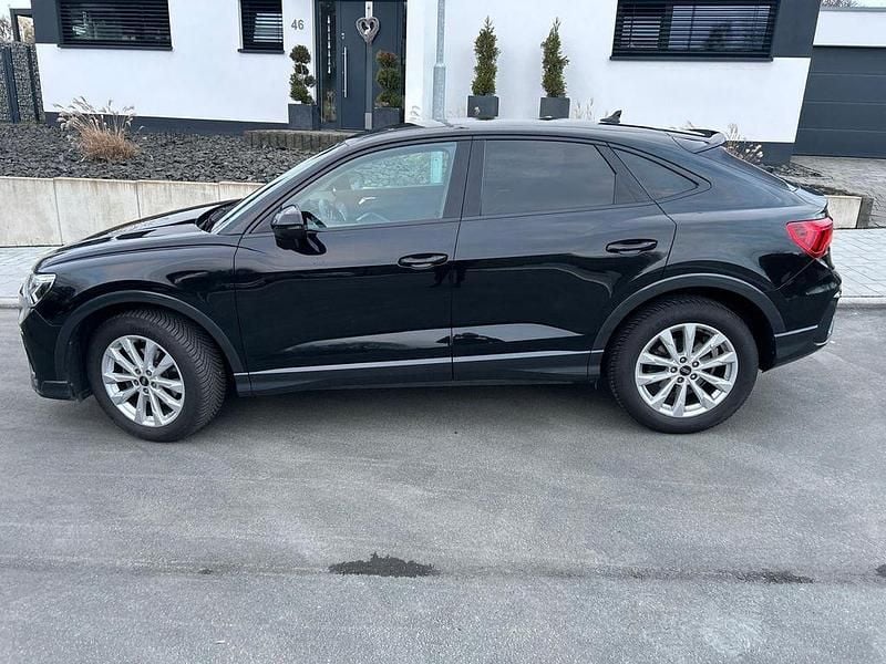 Gebraucht Audi Q3 Sportback Performance 150 PS (110 kW) 2023 Schwarz SUV