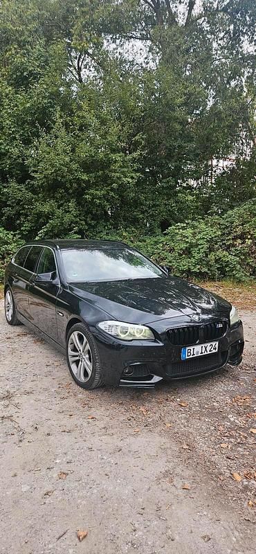 Schwarz Gebraucht 2011 BMW 525 Kombi | 7.000 € (Guter Preis) - Bild 1/4