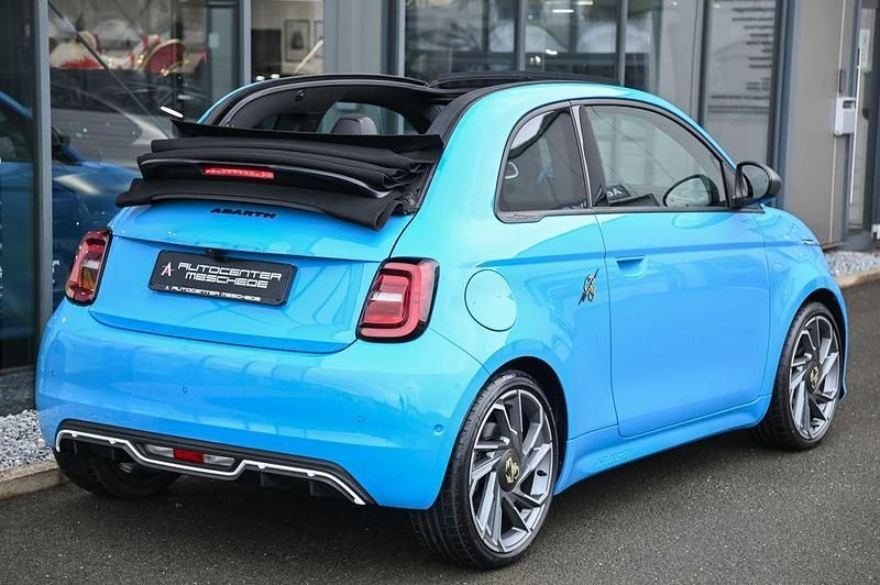 Gebraucht Abarth 500C Scorpionissima 114 kW (155 PS) 2023 Blau Cabrio