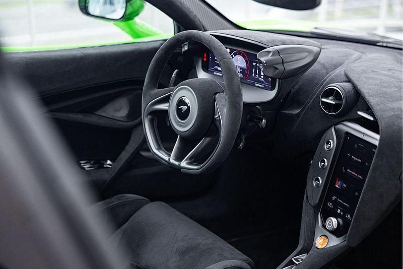 Gebraucht McLaren 750S 751 PS (552 kW) 2025 Grün Cabrio