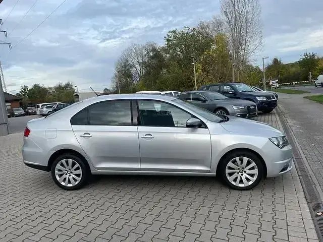 Gebraucht Seat Toledo Style 125 PS (91 kW) 2015 Silber Kleinwagen
