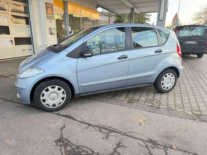 Gebraucht Mercedes A150 Elegance 95 PS (69 kW) 2008 Blau Limousine