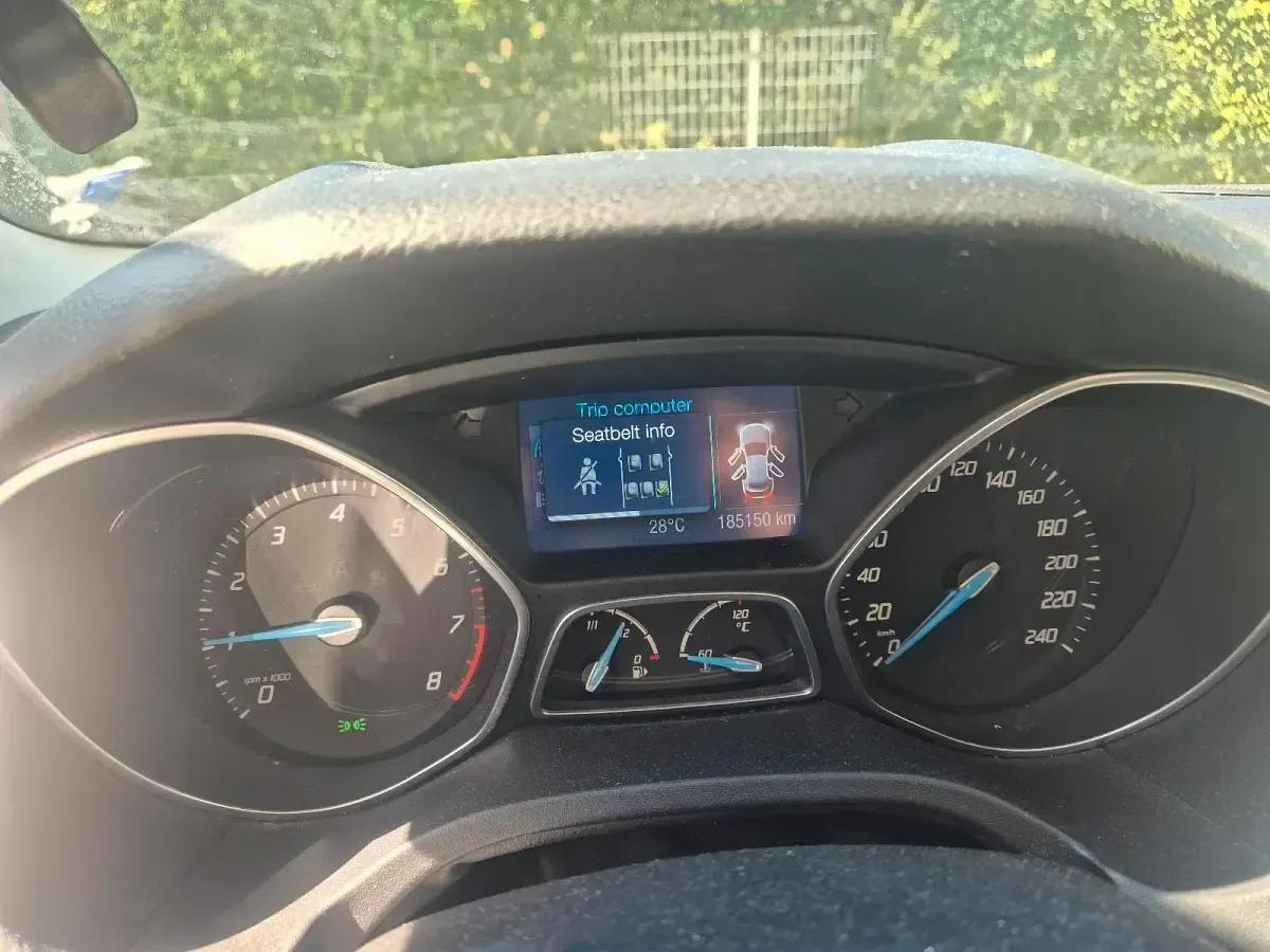 Gebraucht Ford Focus 150 PS (110 kW) 2011 Braun Kombi