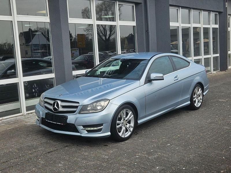 Gebraucht Mercedes C250 204 PS (150 kW) 2012 Silber Coupé