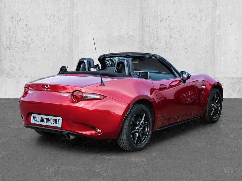 Gebraucht Mazda MX5 Exclusive-Line 131 PS (96 kW) 2016 Rot Cabrio