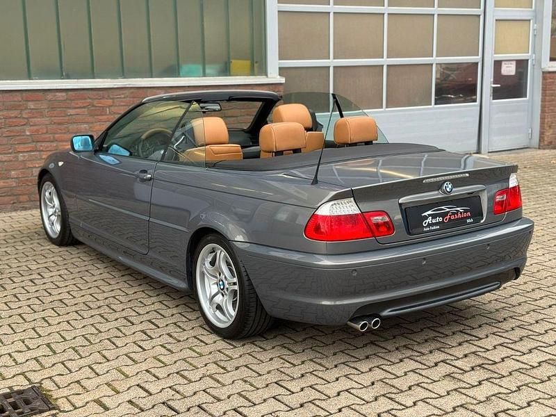 Gebraucht BMW 330 Cabriolet M Sport 231 PS (169 kW) 2005 Grau Cabrio