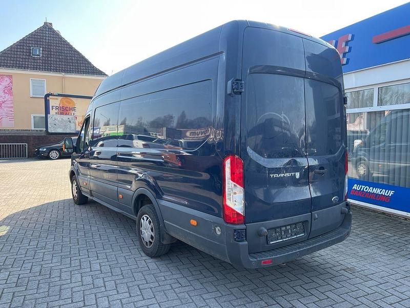 Gebraucht Ford Transit Trend 155 PS (114 kW) 2016 Blau Van / Kleinbus