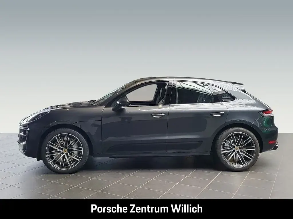 Gebraucht Porsche Macan Turbo 441 PS (324 kW) 2021 Vulkangraumetallic SUV