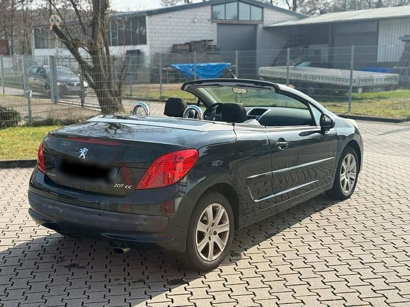 Gebraucht Peugeot 207 CC 120 PS (88 kW) 2010 Schwarz Cabrio