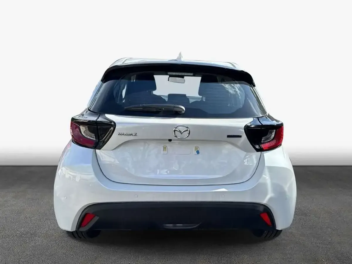 Neu Mazda 2 Prime-Line 92 PS (67 kW) 2025 Lunar white Kleinwagen