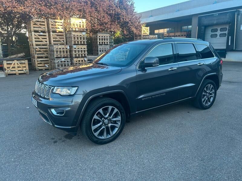 Grau Gebraucht 2017 Jeep Grand Cherokee Overland SUV | 22.500 € (Fairer Preis) - Bild 1/4