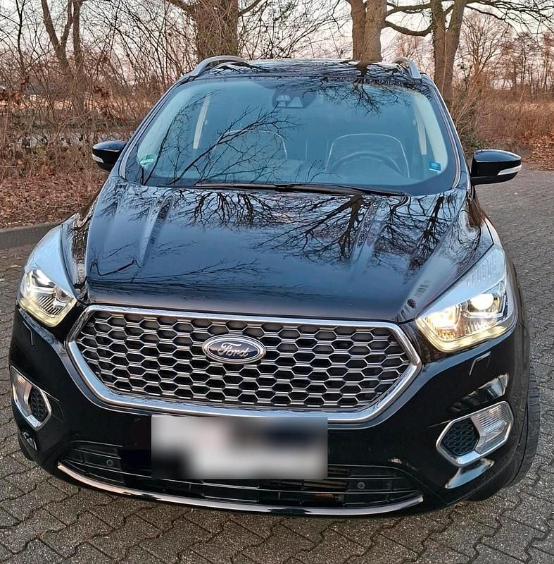 Gebraucht Ford Kuga Vignale 180 PS (132 kW) 2017 Schwarz SUV