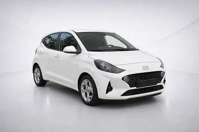 Gebraucht Hyundai i10 GO! 67 PS (49 kW) 2023 Weiß Kleinwagen