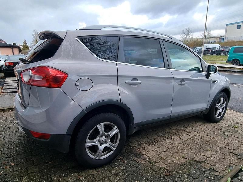 Gebraucht Ford Kuga 163 PS (119 kW) 2011 Grau SUV