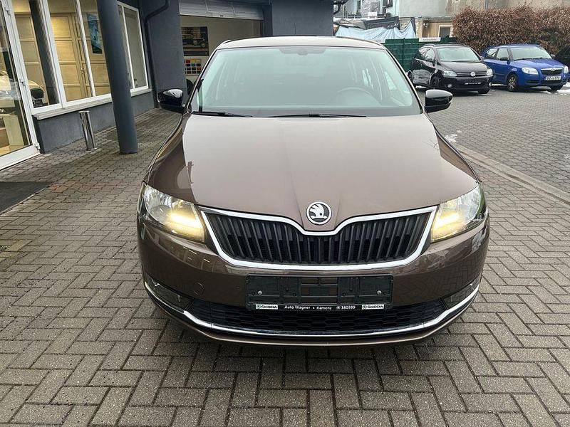 Gebraucht Skoda Rapid Style 110 PS (80 kW) 2018 Braun Kleinwagen