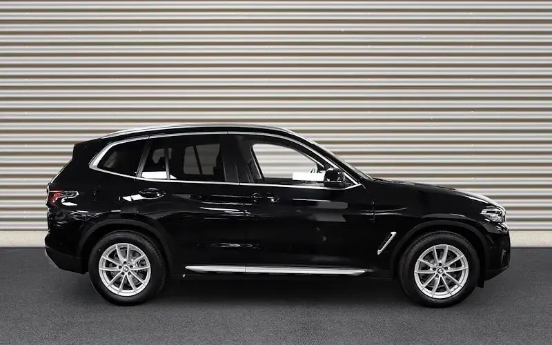 Gebraucht BMW X3 184 PS (135 kW) 2023 Schwarz SUV