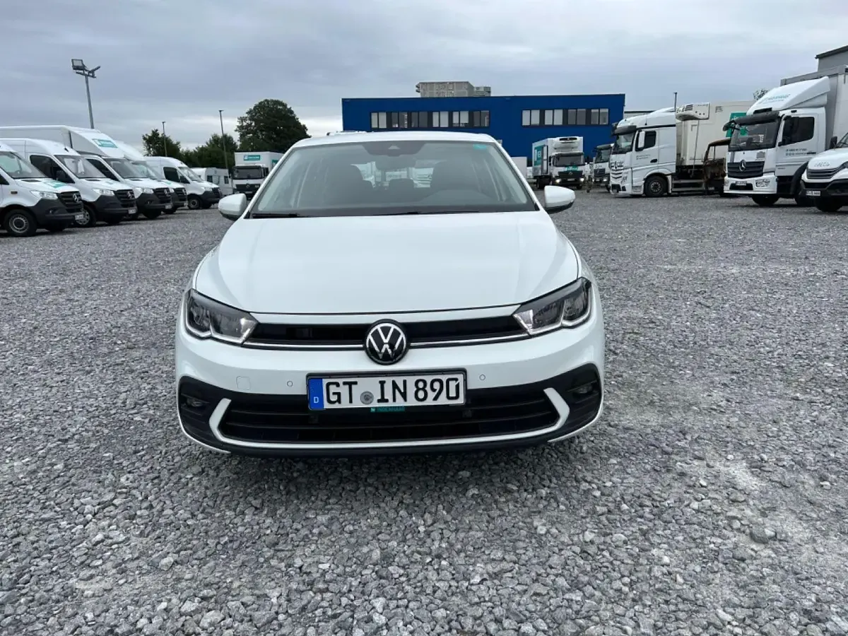 Gebraucht VW Polo Life 95 PS (69 kW) 2024 Weiß Limousine
