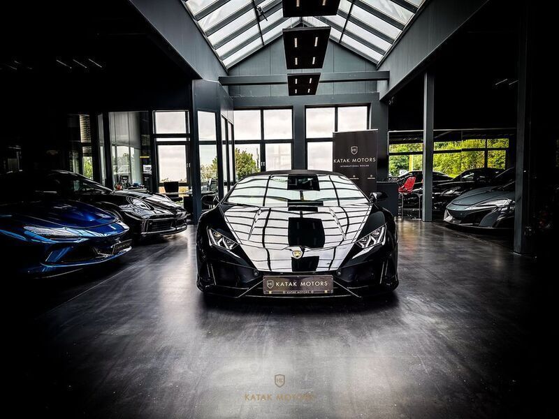 Schwarz Neu 2024 Lamborghini Huracán Cabrio | 349.900 € - Bild 1/4