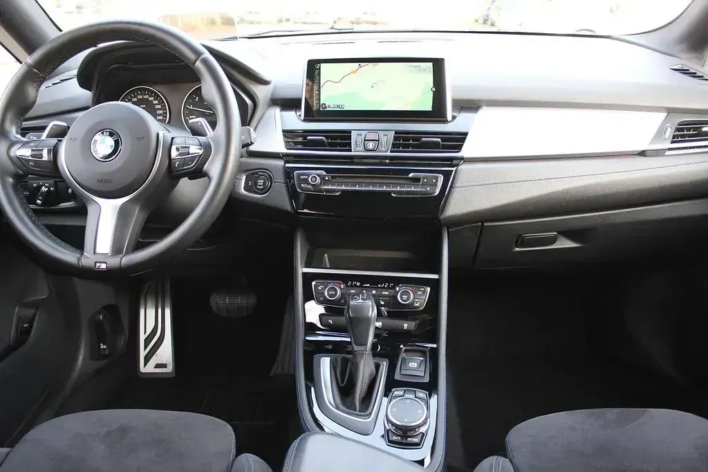 Gebraucht BMW 220 Performance 192 PS (141 kW) 2016 Blau Kombi
