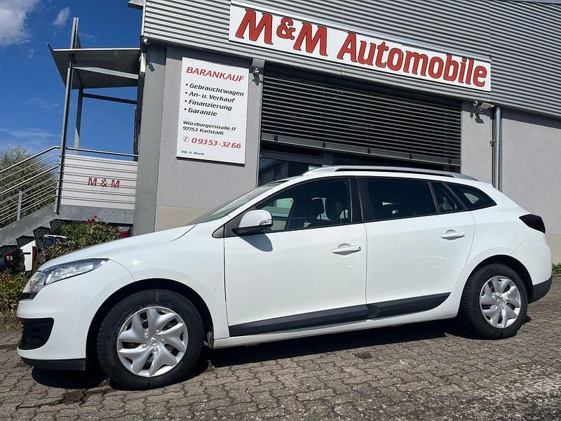 Weiß Gebraucht 2013 Renault Mégane GrandTour Expression Kombi | 3.300 € (Guter Preis) - Bild 1/4