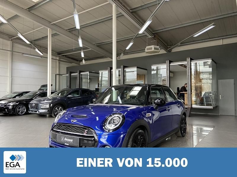 Blau metallic Gebraucht 2020 Mini Cooper S Chili Kleinwagen | 18.980 € (Guter Preis) - Bild 1/4