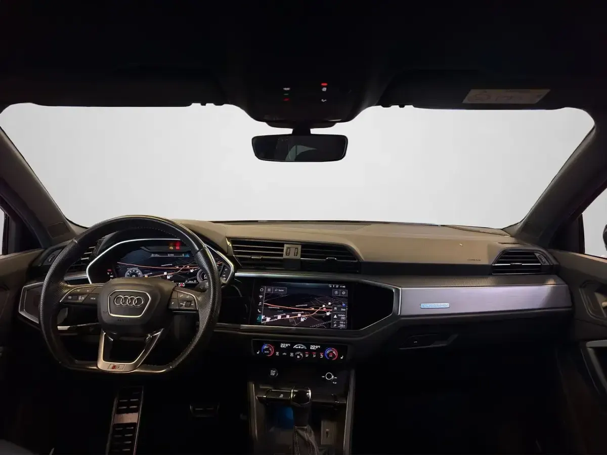 Gebraucht Audi Q3 Advanced 190 PS (139 kW) 2019 Chronosgrau metallic (metallic) SUV