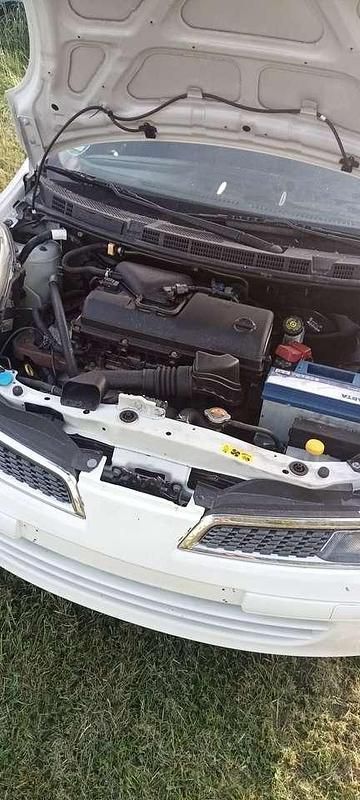 Gebraucht Nissan Micra 65 PS (47 kW) 2009 Weiß metallic Kleinwagen