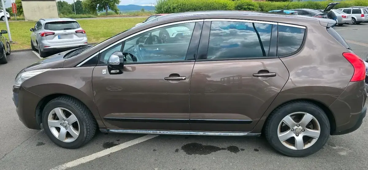 Gebraucht Peugeot 3008 200 PS (147 kW) 2013 Braun Kombi