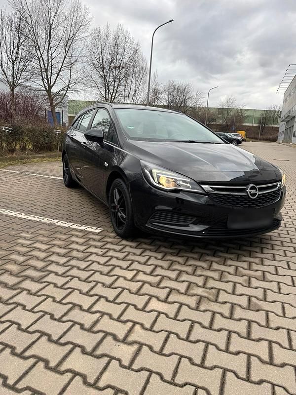 Gebraucht Opel Astra 136 PS (100 kW) 2019 Schwarz Kombi