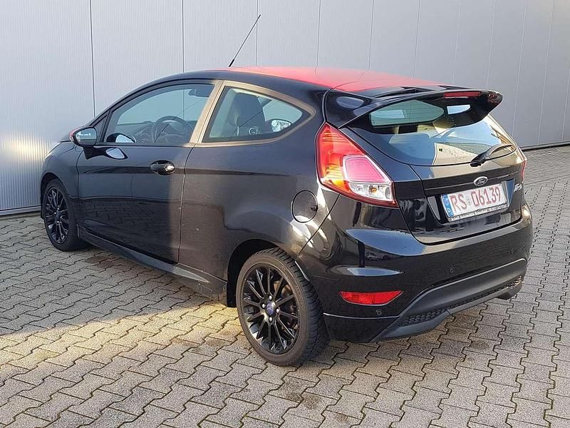 Gebraucht Ford Fiesta ST-Line 140 PS (102 kW) 2015 Schwarz Limousine