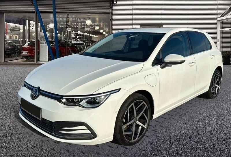 Gebraucht VW Golf VII Style 204 PS (150 kW) 2020 Weiß Limousine