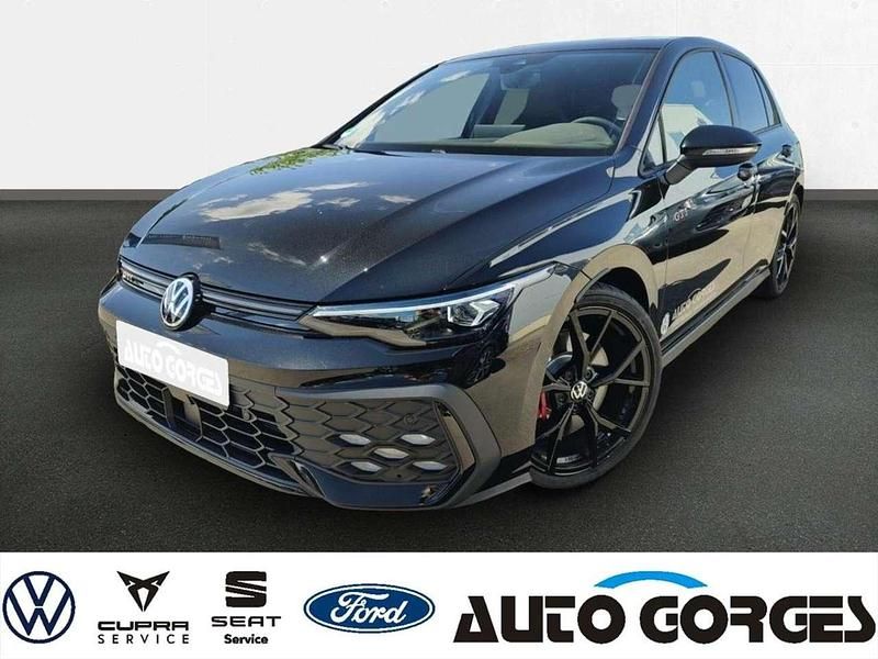 Schwarz (grenadillschwarz metallic) Gebraucht 2025 VW Golf VIII GTI Limousine | 43.945 € (Teuer) - Bild 1/4