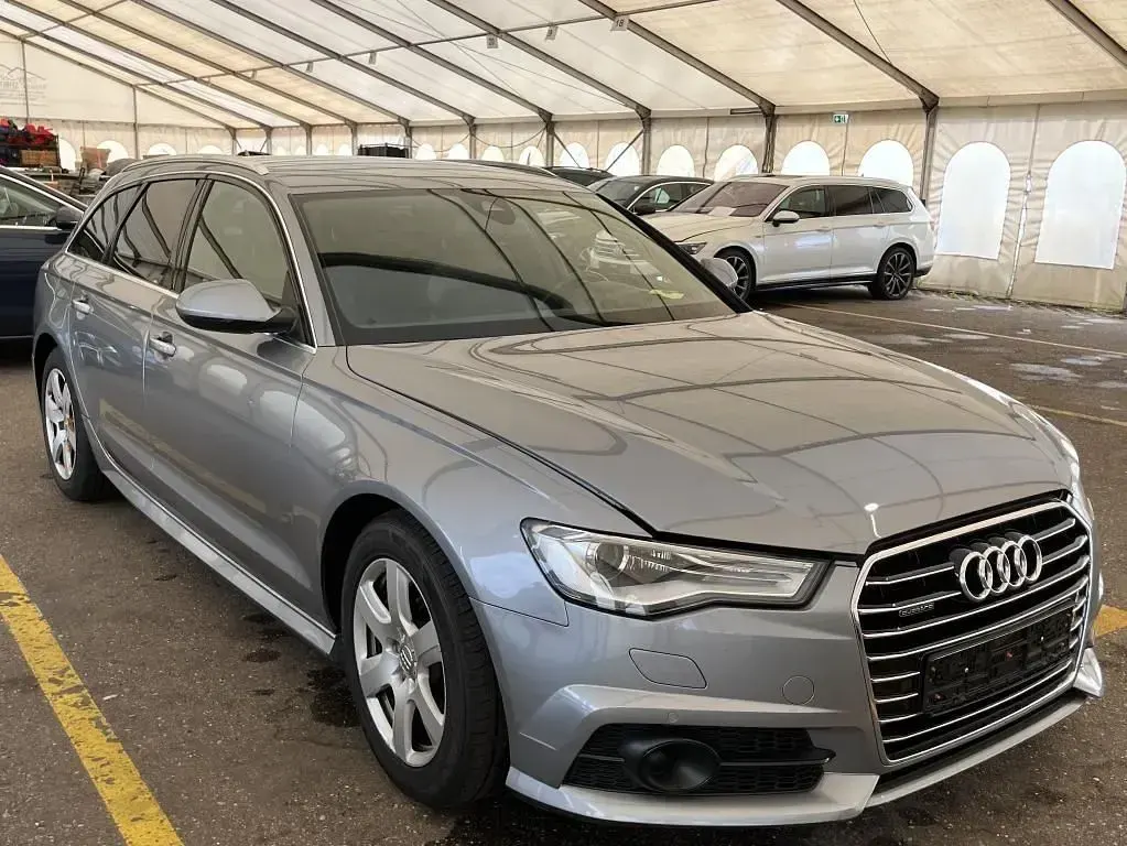 Gebraucht Audi A6 Sport 272 PS (200 kW) 2017 Grau Kombi