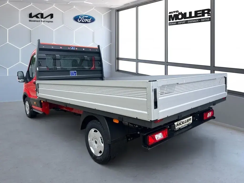 Neu Ford Transit Trend 165 PS (121 kW) 2026 Rot Van