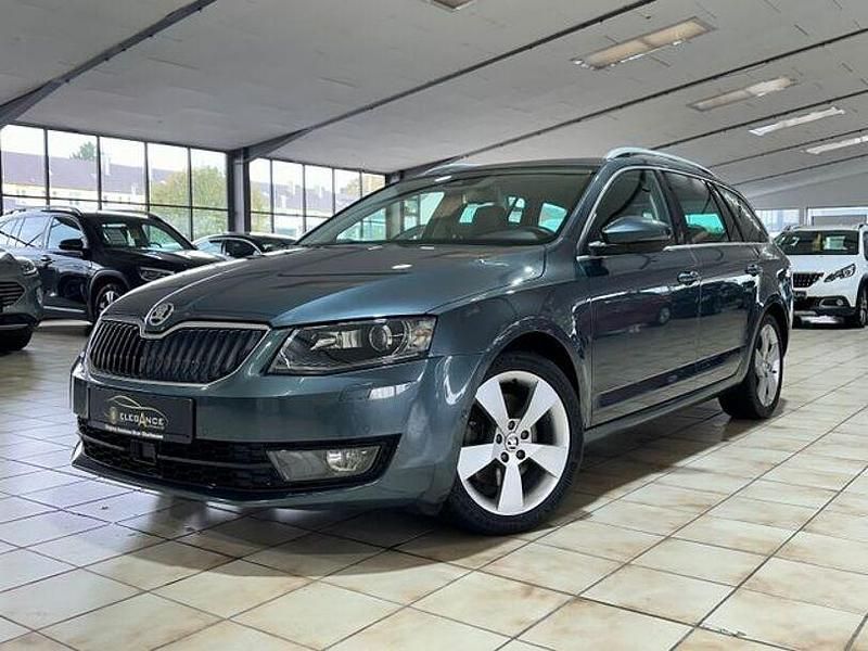 Grau Gebraucht 2015 Skoda Octavia Elegance Kombi | 12.990 € (Fairer Preis) - Bild 1/4