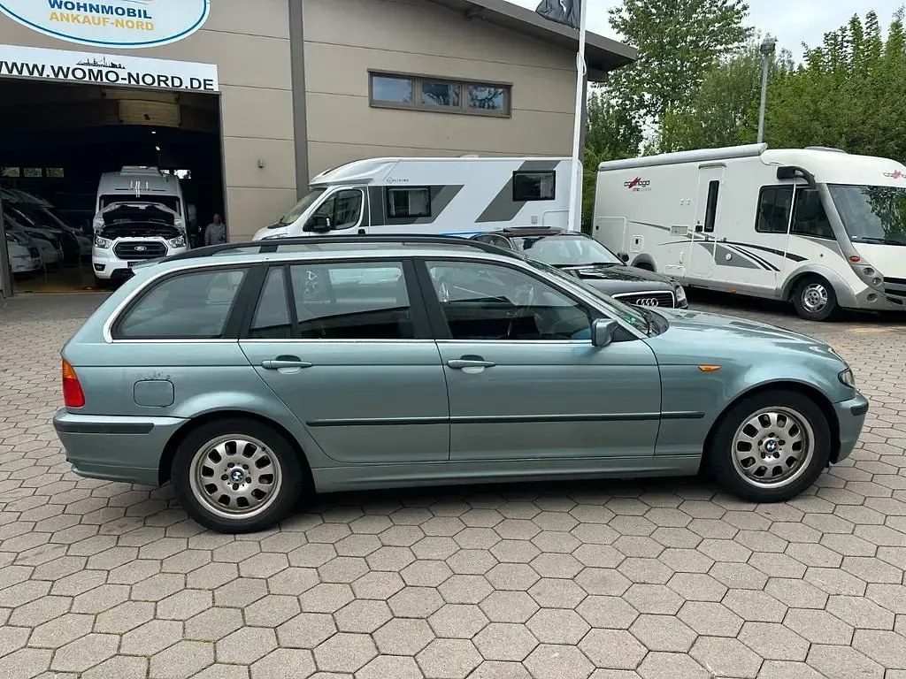 Gebraucht BMW 320 Sport Line 170 PS (125 kW) 2002 Grün Kombi