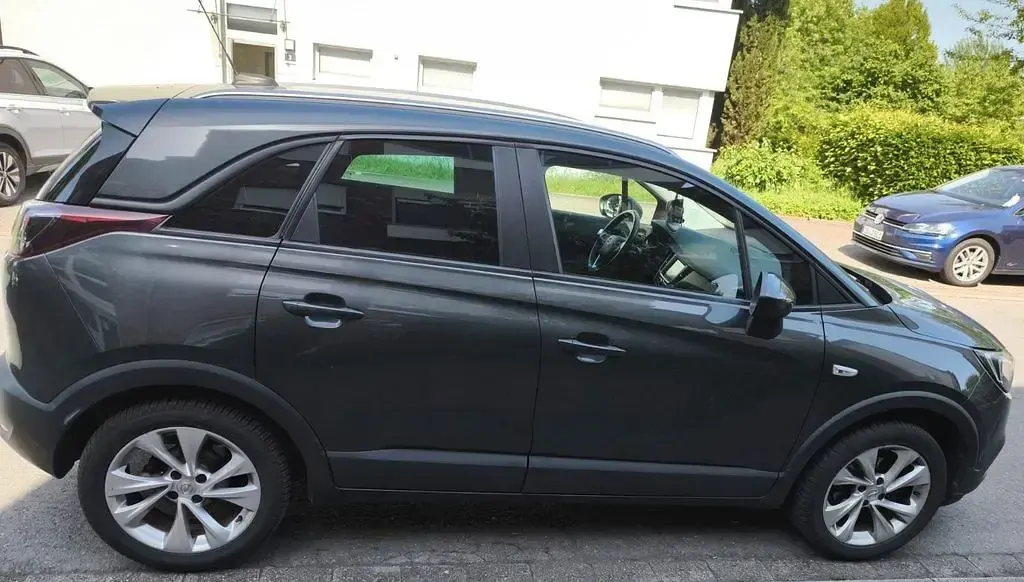 Gebraucht Opel Crossland Edition 110 PS (80 kW) 2018 Grau SUV