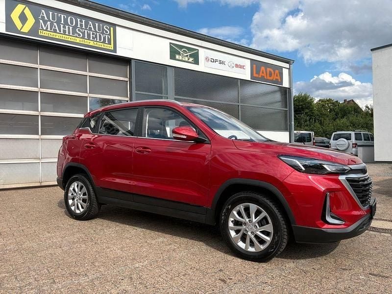 Gebraucht Baic X35 116 PS (85 kW) 2024 Rot SUV