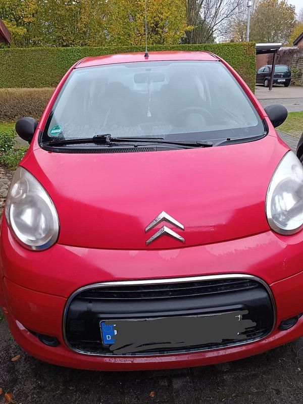 Rot Gebraucht 2011 Citroën C1 Kleinwagen | 3.500 € (Fairer Preis) - Bild 1/4