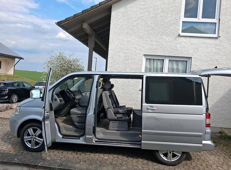 Usata VW T5 130 CV (95 kW) 2006 Argento Furgone