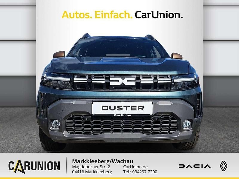 Neu Dacia Duster Extreme 143 PS (105 kW) 2025 Zedergrün Limousine