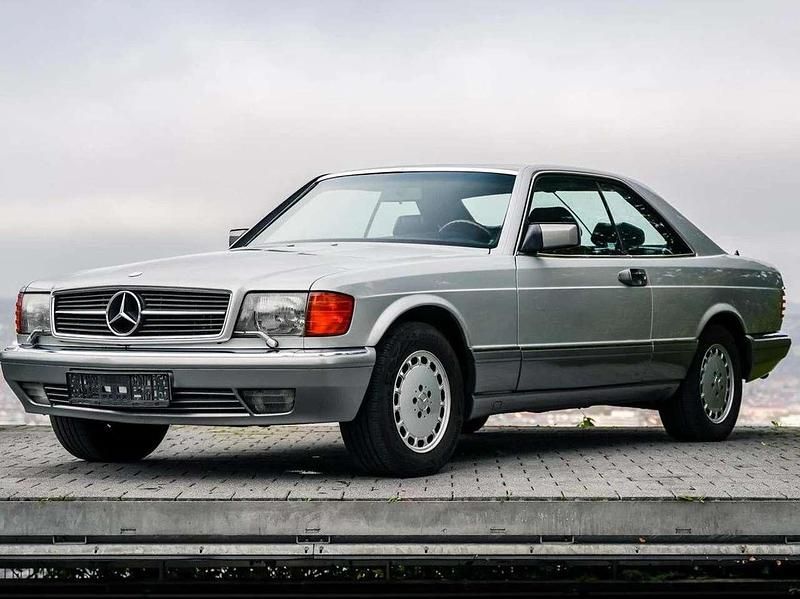Silber Gebraucht 1993 Mercedes 560 Coupé | 28.900 € - Bild 1/4