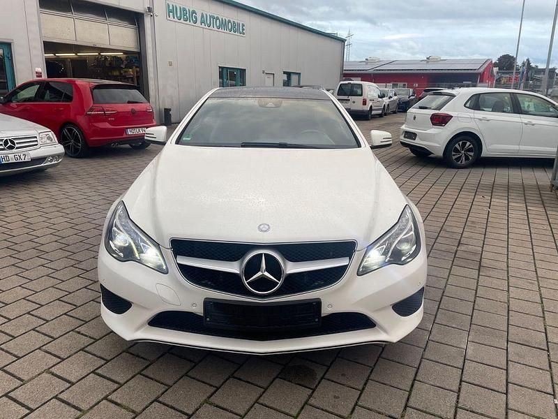 Weiß Gebraucht 2014 Mercedes E200 Sport Coupé | 15.900 € (Fairer Preis) - Bild 1/4