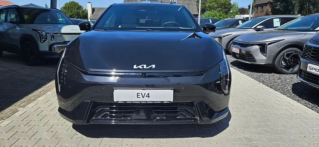 Neu Kia EV4 GT-Line 150 kW (204 PS) 2026 Zilinaschwarz metallic Limousine