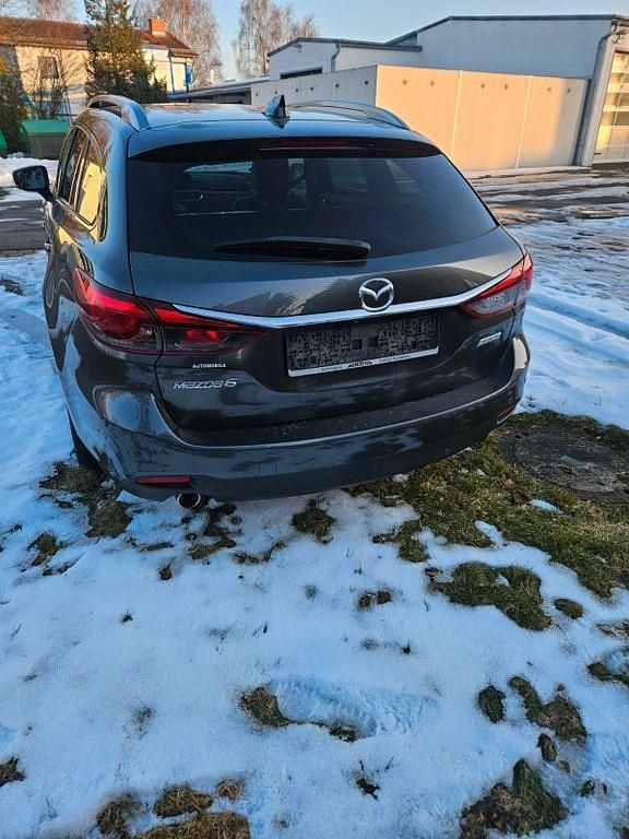 Gebraucht Mazda 6 Nakama Intense 175 PS (128 kW) 2017 Grau Limousine