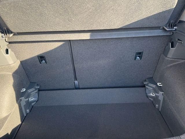 Gebraucht VW T-Cross Move 110 PS (80 kW) 2023 Weiss SUV